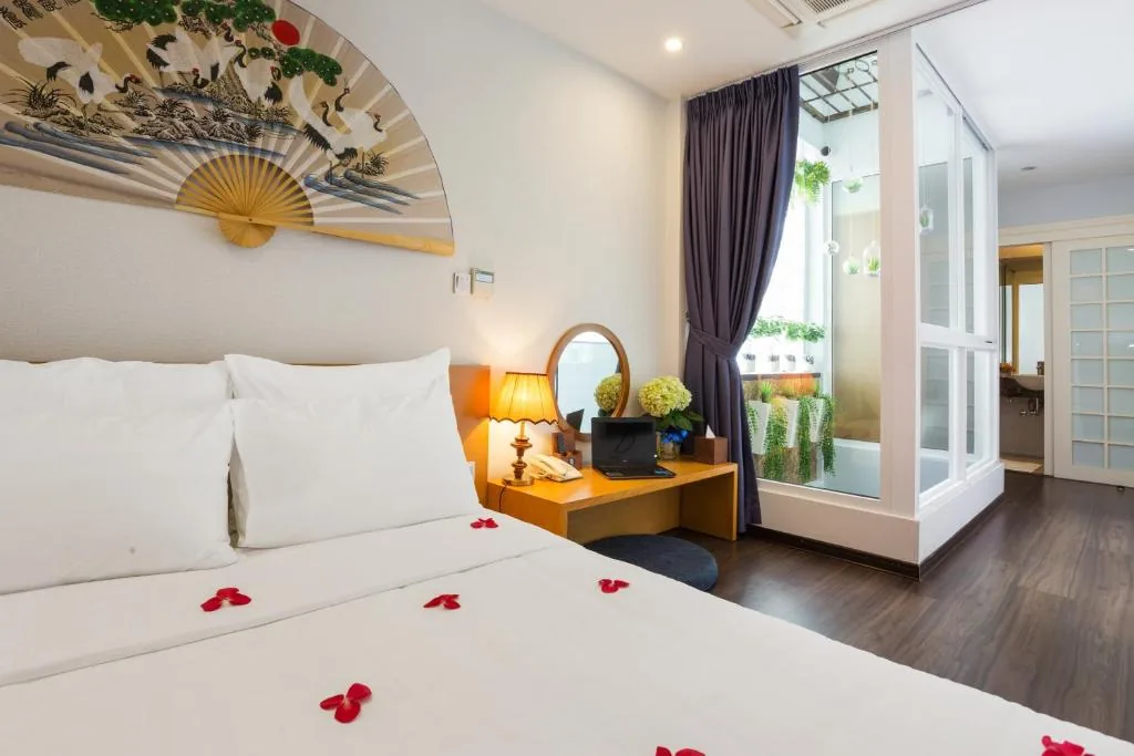 Superior Double Room — Luxury Old Quarter Hotel & Gym